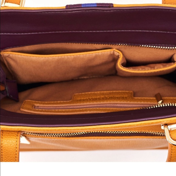 Like Dreams Studded & Tassel Vegan Tote Bag NWT - Picture 4 of 5